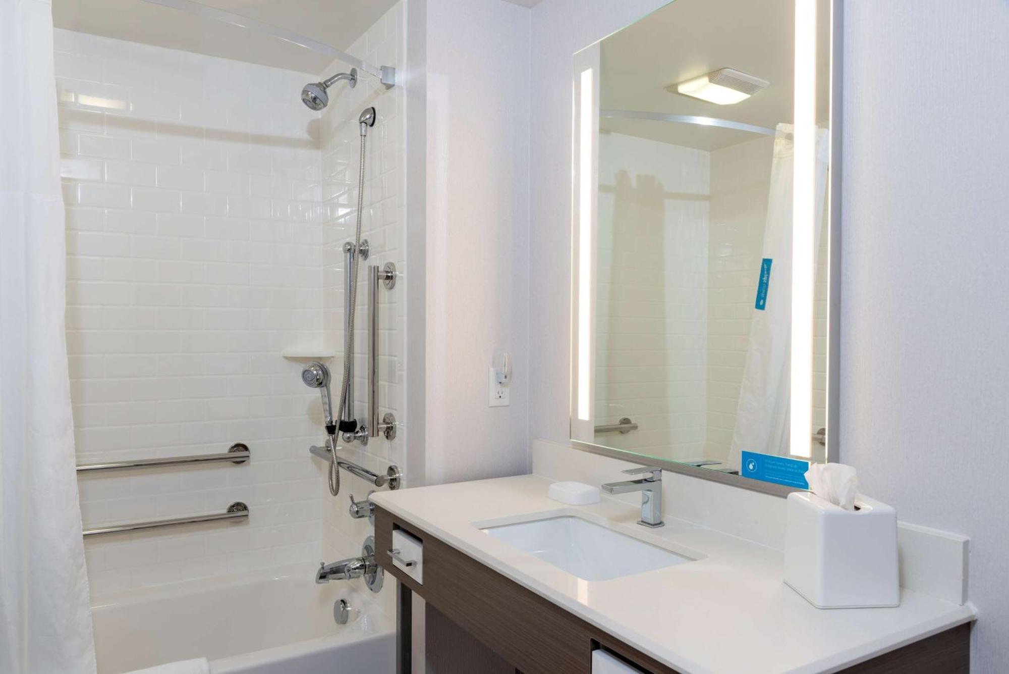 Hampton Inn הולנד מראה חיצוני תמונה